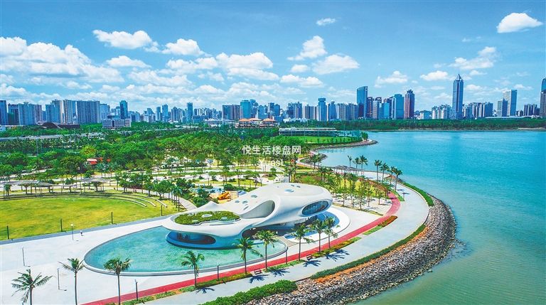 海南旅游.jpg